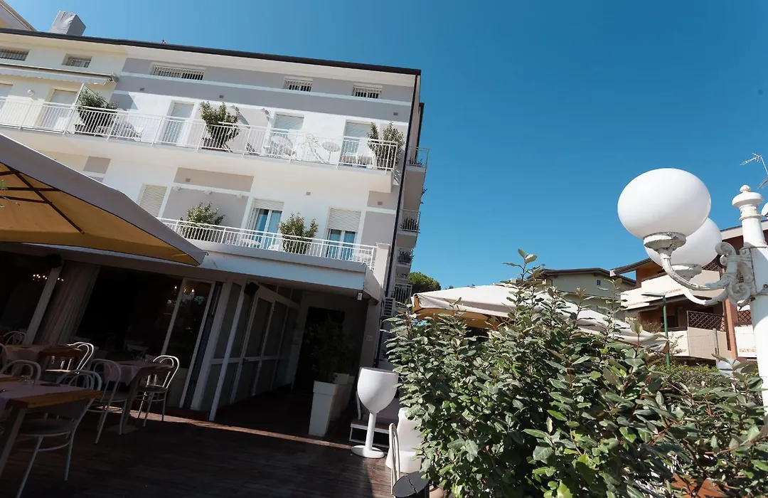 Hotel Ronchi-1